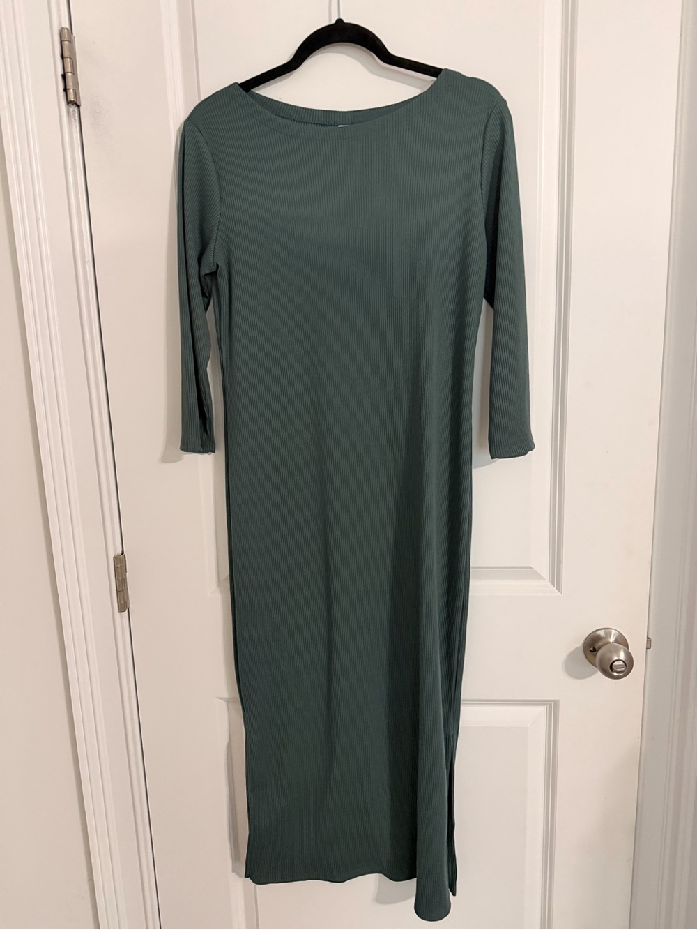 Uniqlo Ribbed Long Sleeve Maxi Dress in Sage
